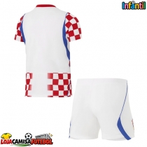 Camisa de Futebol Croácia Equipamento Principal Infantil Mundo 2026 Manga Curta (+ Calças curtas)